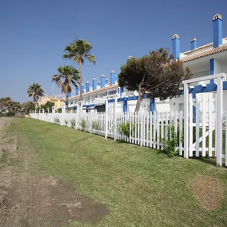 Ferienhaus Beachfront Townhouse Costa Del Sol *