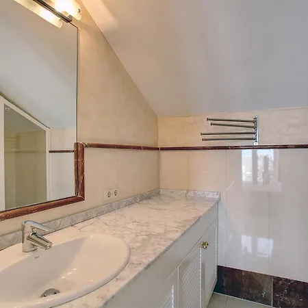 Beachfront Townhouse Costa Del Sol Ferienhaus Estepona